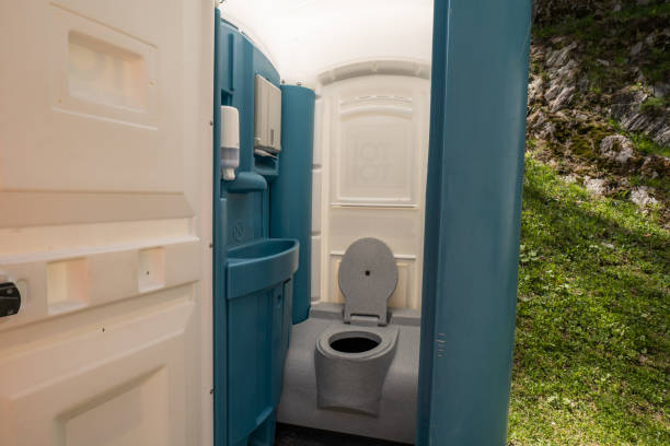 Best Temporary restroom rental  in Westwood, KS